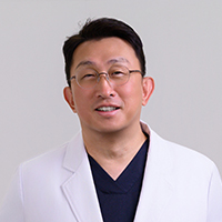 동신병원 의료진 정연욱 과장